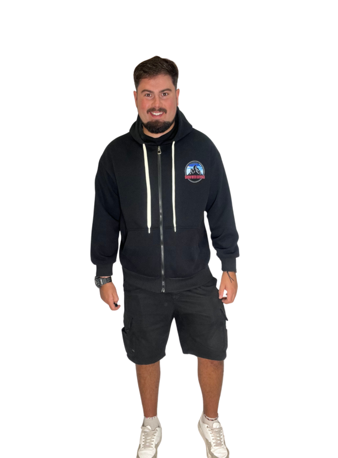 Campera deportiva logo montaña